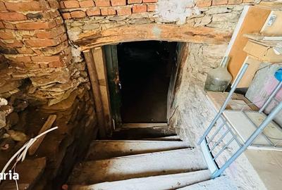 Casă cu 3 camere cu Teren 1049 Mp în Central - 3