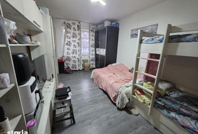 Apartament cu 3 camere decomandat în Vitan - 1
