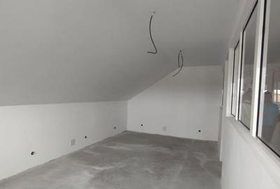 Casă cu 6 camere cu Teren 600 Mp în Călugăreni - 11