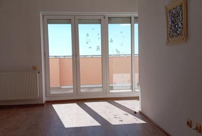 Apartament cu 2 camere semidecomandat, mobilat în Titan - 8