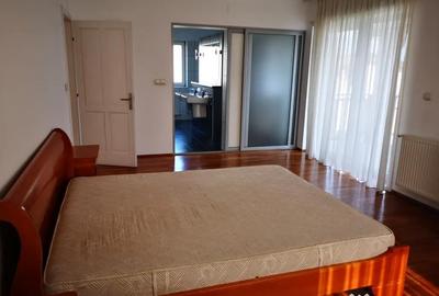 Casă cu 5 camere în Grigorescu - 7