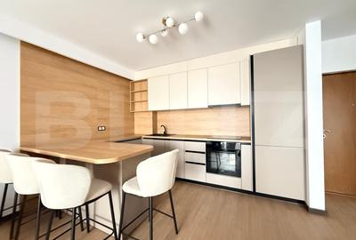 Apartament cu 2 camere semidecomandat, mobilat în Florești