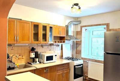 Apartament cu 3 camere decomandat, mobilat în Nerva Traian - 17