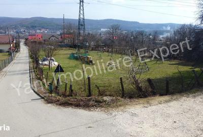 Teren de 1239 mp, în Central - 7