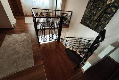 Apartament cu 3 camere decomandat, mobilat în Central - 27