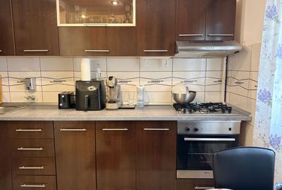 Apartament cu 2 camere decomandat în E3 - 5