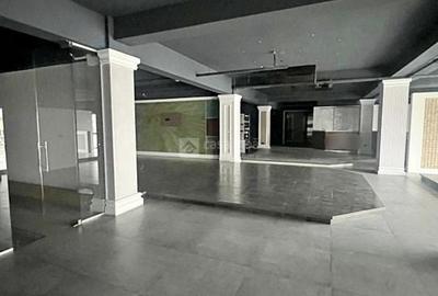 Tatarasi - Doi Baieti, spatiu 480mp de inchiriat, ideal showroom - 9