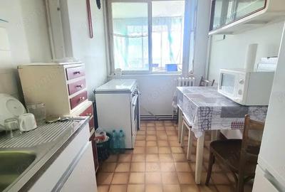 Vand 2 cam Aleea Carpati