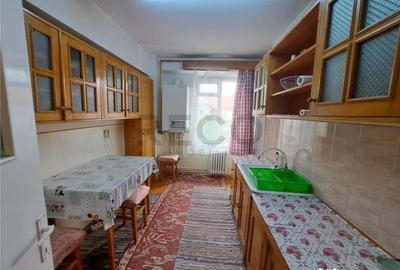 Apartament cu 3 camere decomandat în Salonta - 12