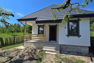 Casă cu 3 camere în Izvoarele - 3