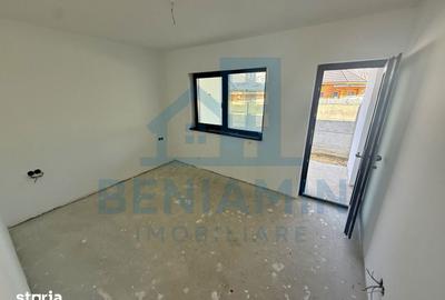 Casă cu 3 camere cu Teren 331 Mp în Bucovăț - 2