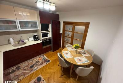 Apartament cu 3 camere decomandat în Central - 3