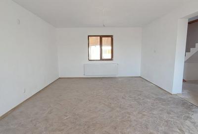 Dragomiresti Deal adiacent Str Republicii - Casa Indivuala 4 camere - 2