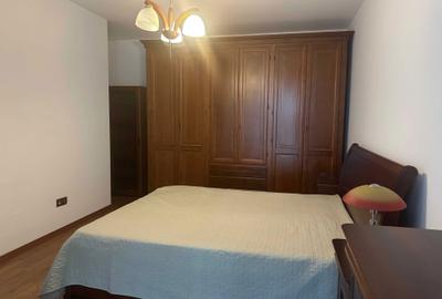 Apartament cu 3 camere semidecomandat în Timișu de Jos - 2