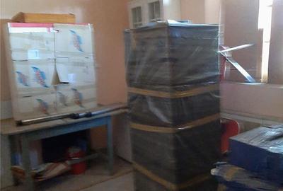 Casă cu 3 camere cu Teren 21000 Mp în Afumați - 4