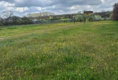 Teren de 4155 mp, în Exterior Vest