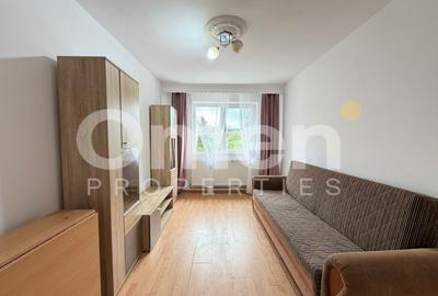 Apartament cu 2 camere semidecomandat, mobilat în Săsar