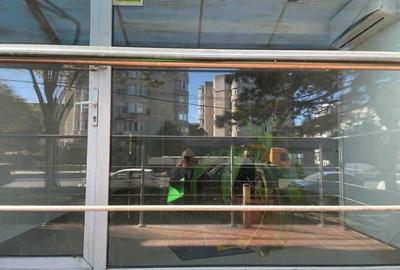 Spațiu comercial, de 61 mp, în Central - 7