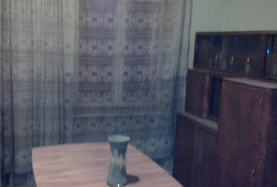 Casă cu 7 camere în Spini - 1