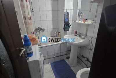 Apartament cu 3 camere în Central - 13