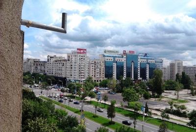 Unirii (Tribunal),2 camere etaj 5, spatios,vedere fata,intrare stradala Unirii (Tribunal),2 camere etaj 5, spatios,vedere fata,intrare stradala - 1