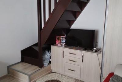 Casă cu 4 camere cu Teren 120 Mp în Iosia