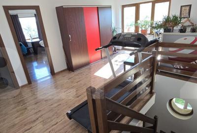 Casa Individuala, P+E, 3 dormitoare, 900 mp teren, zona Carc - 24