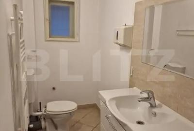 Casă cu 6 camere cu Teren 900 Mp în Girocului - 1