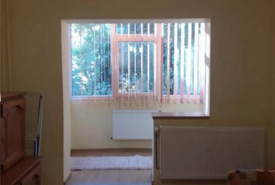 Garsonieră decomandată, mobilată în Blașcovici - 2