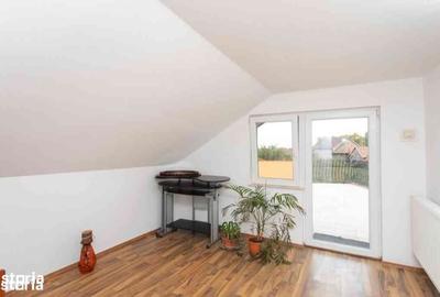 Casă cu 4 camere cu Teren 1130 Mp în Sântandrei - 11