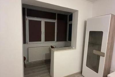 Inchiriere 2 camere, zona Tomis Nord Campsu - 1