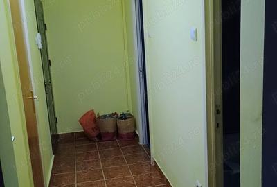 Apartament cu 2 camere semidecomandat în Central - 1