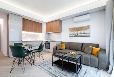 Apartament cu 2 camere semidecomandat, mobilat în Central