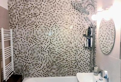 Apartament cu 3 camere decomandat în Central - 1