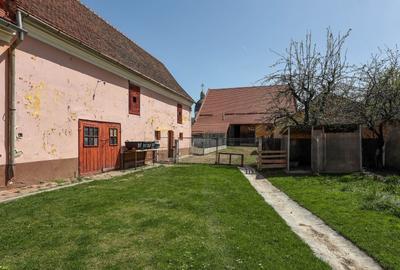 Casă Săsească Autentică cu Șură Impresionantă în Cristian – Teren 2729mp - 9