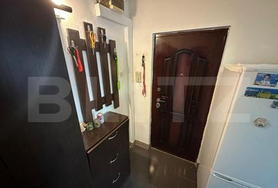 Apartament 2 camere, semidecomandat, 40 mp, zona Micro m - 2