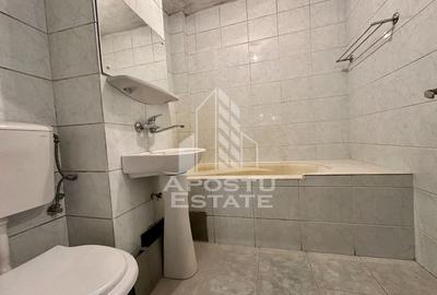 Apartament cu 3 camere, 2 bai, etaj 3, zona Sagului - 9