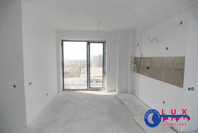 Apartament cu 2 camere semidecomandat în E3 - 8