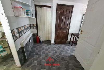 Spatiu comercial in Campina--540 mp--440.000e - 5