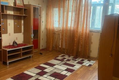 Apartament cu 2 camere decomandat în Eroii Revoluției