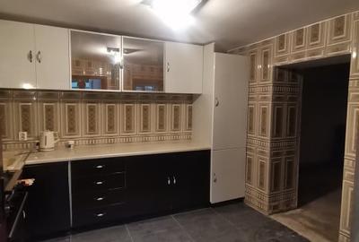 Casa de vanzare cu 4 camere, 141 mp , Gruia - 5