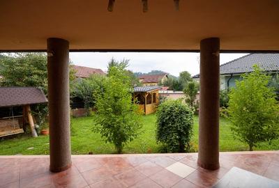 Casă spațioasă cu teren generos – Râșnov, cartier Primăverii - 3