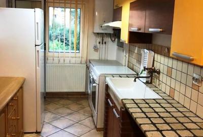 Inchiriem Apartament 3 Camere Mobilat Semidecomandat Racadau - 2