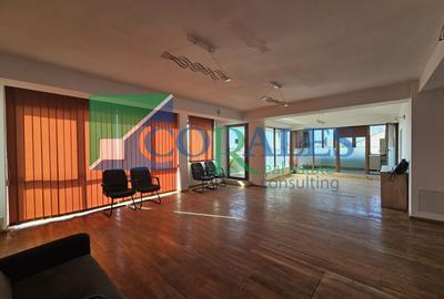 Penthouse cu 3 camere decomandat în Fabric - 1