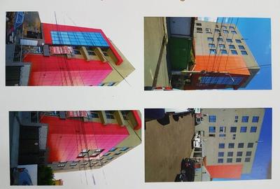 Casă cu 30 camere în Trocadero