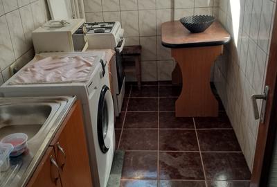 Garsonieră decomandată, mobilată în P-ța Muncii - 6