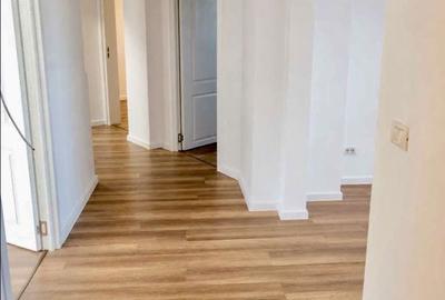 Apartament cu 4 camere decomandat în Giroc