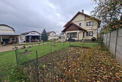 Casă individuală cu 5 camere cu Canalizare în Tractorul - 2