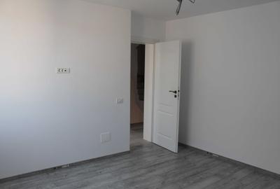 Investeste inteligent! Studio luminos la 5 minute de metrou Berceni - 7