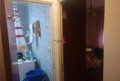Apartament cu 3 camere decomandat în Basarabia - 11